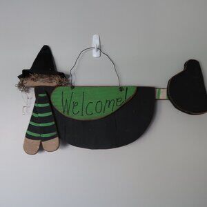 VTG Hand Painted Halloween Decor Cute Hanging Wooden Witch Broom Vintage